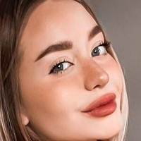 Alyahhs Desnuda