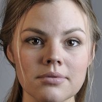 Amalie Lindegard Desnuda