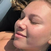 Amanda Anisimova Desnuda