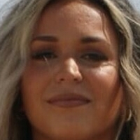 Briana Bills Desnuda