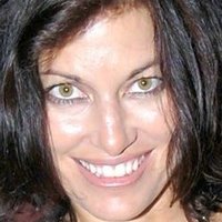 Caron Bernstein Desnuda