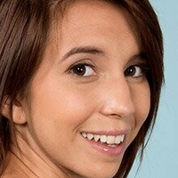 Cece Capella Desnuda