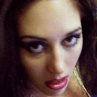 Darian Caine Desnuda