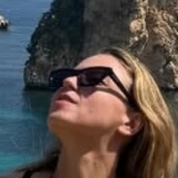 Dominique Boniecki Desnuda