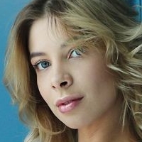Eva Tali Desnuda