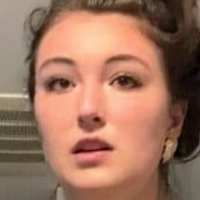 Fake Desnuda