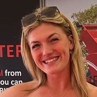 Georgina Sammut Desnuda