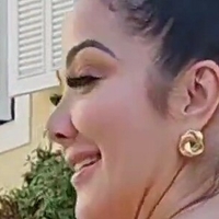 helenganzarolli Desnuda