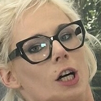 Hete Tina Desnuda