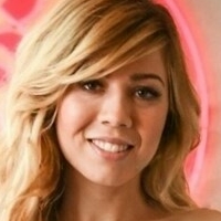 Jennette McCurdy - Fakes Desnuda