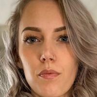 J_une95 Desnuda
