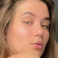 julliabern Desnuda