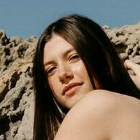 Kendra Bellows Desnuda