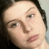 Kikiscrying Desnuda