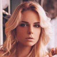 Liza Svistunova Desnuda