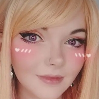 Louise Julie Desnuda