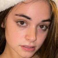 Madalyn Joy Rose Desnuda