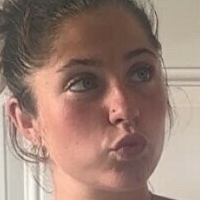 Mads Abigail Desnuda