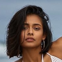 Mira Patel Desnuda