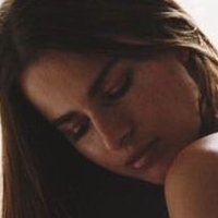 Nicole Naude Desnuda
