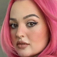 Olivia Cara Desnuda