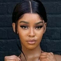 Ontlametseofficial Desnuda