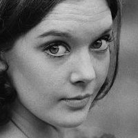 Pamela Franklin Desnuda