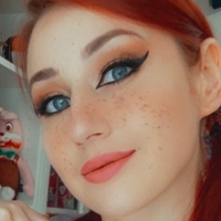 Pure Ruby Desnuda