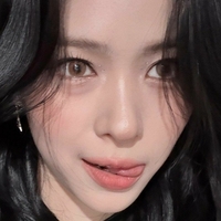 Ryujin - ITZY (신류진, Shin Ryu-jin) Desnuda