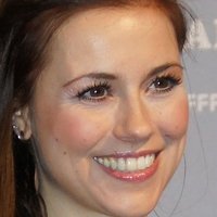 Sarah Tkotsch Desnuda