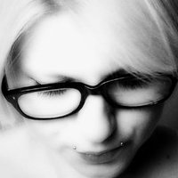Shenni Suicide Desnuda