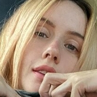 Showbobs Desnuda