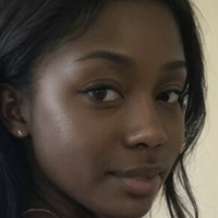 Skyewhite Desnuda