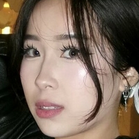 Suhwiena Desnuda