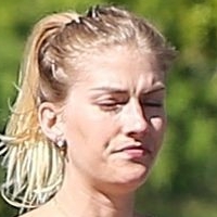 Taylor Neisen Desnuda