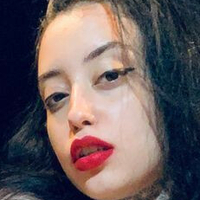 Thullê Montes Desnuda