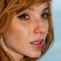 Vica Kerekes Desnuda