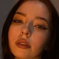 y0urusedbrat Desnuda