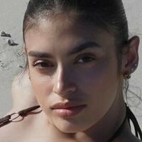 yvonnearesu_ Desnuda