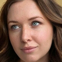 Zoe Bishop Desnuda